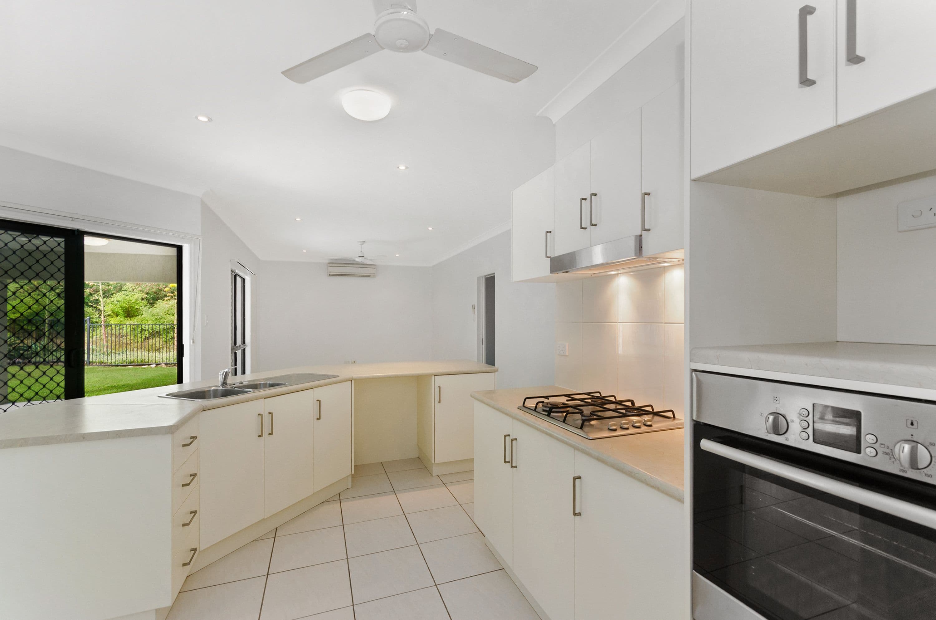 28 Jindalee Crescent, Douglas QLD 4814, Douglas - Thumbnail 3