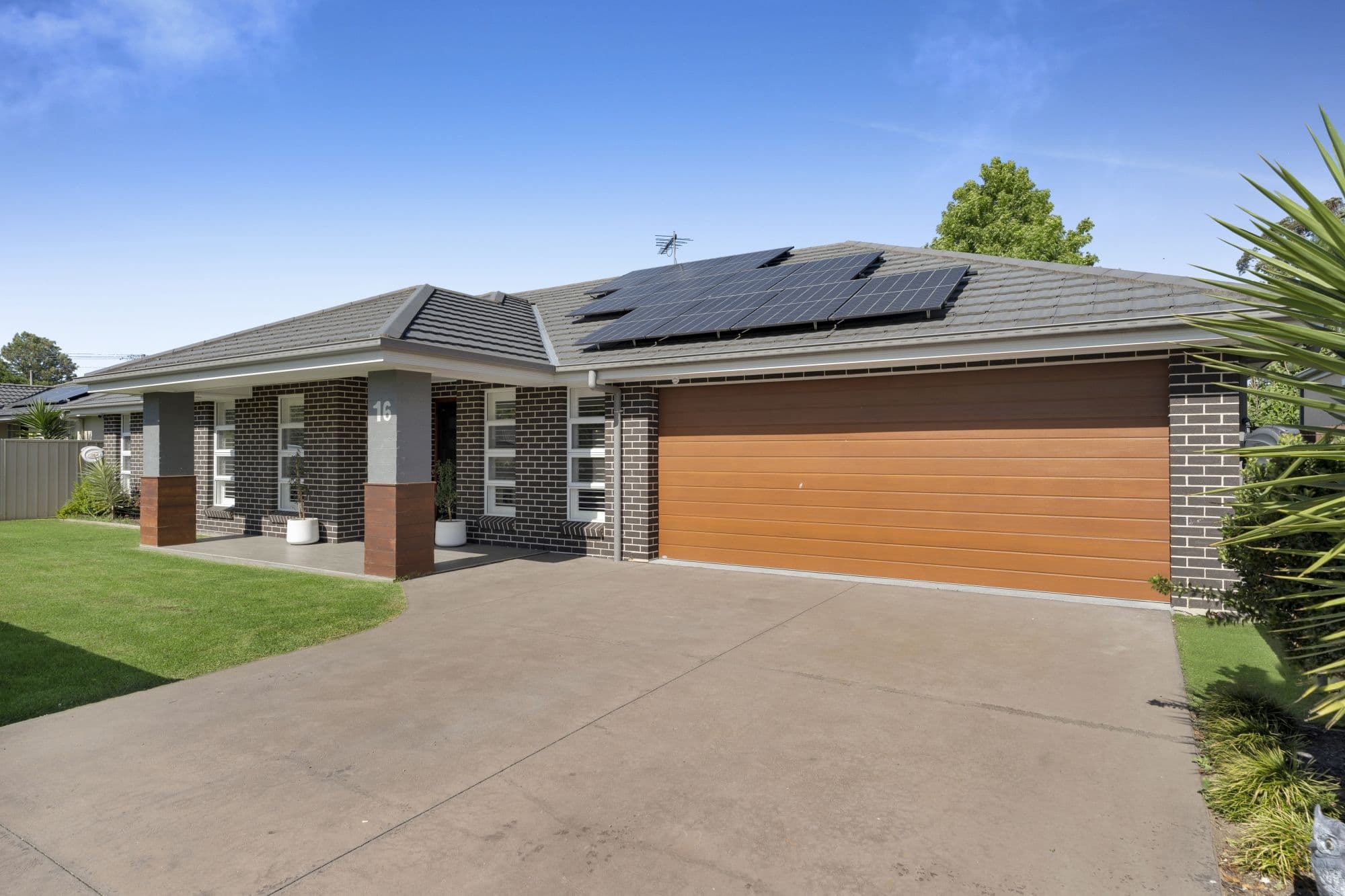 16 Fraser Street, Tahmoor NSW 2573, Tahmoor - Image 1