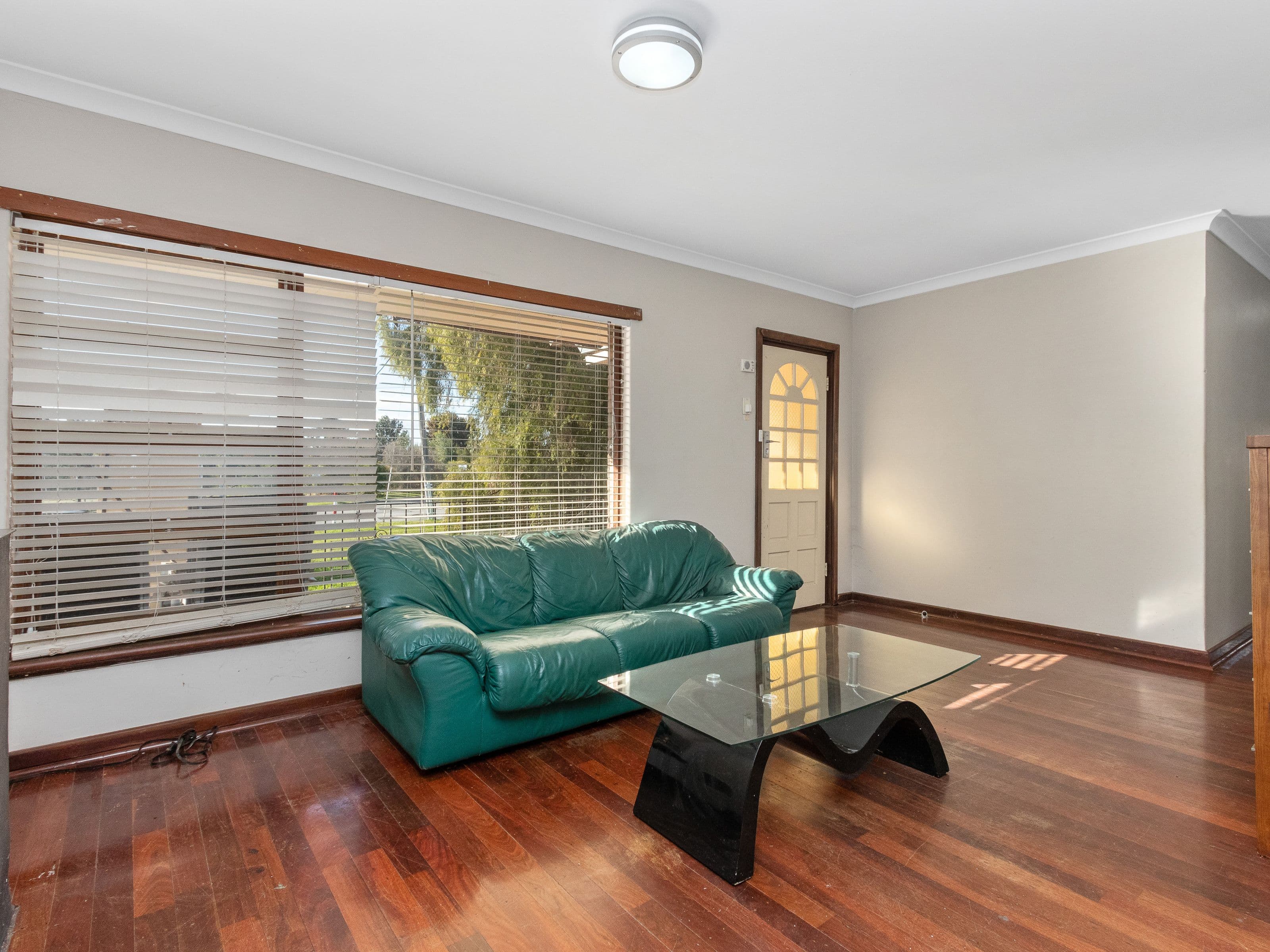 131 Mills Street, Queens Park WA 6107, Queens Park - Thumbnail 3