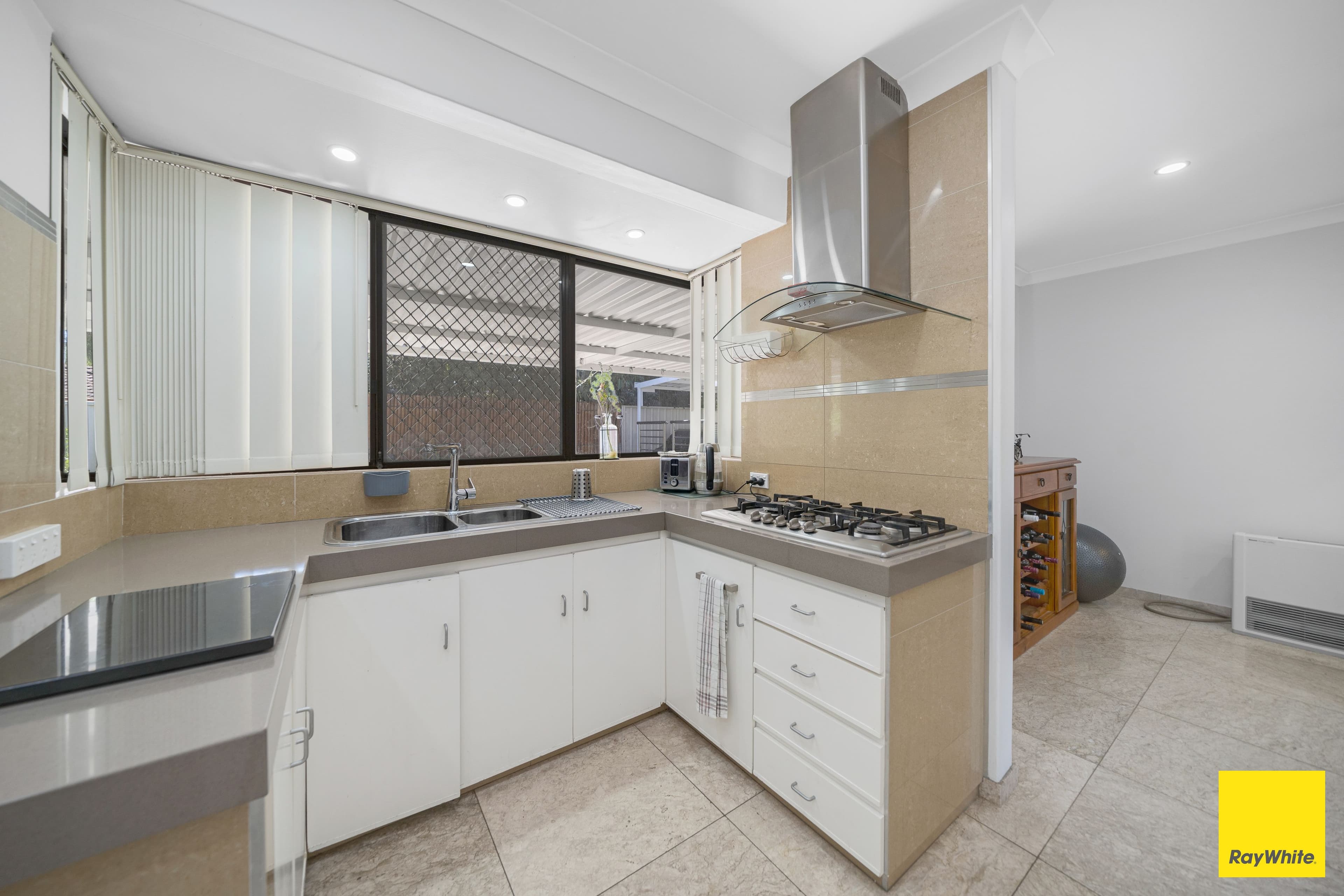 12 Cymosa Place, Mirrabooka WA 6061, Mirrabooka - Thumbnail 8