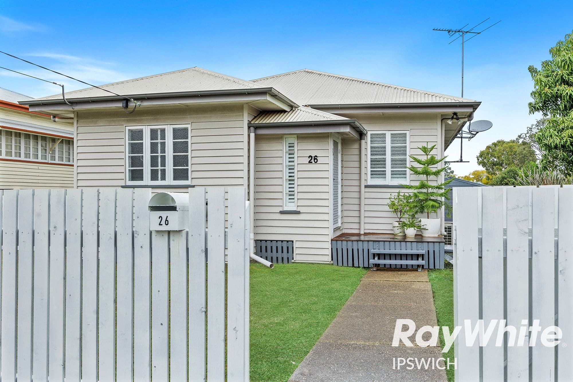 26 Woodford Street, One Mile QLD 4305, One Mile - Thumbnail 2