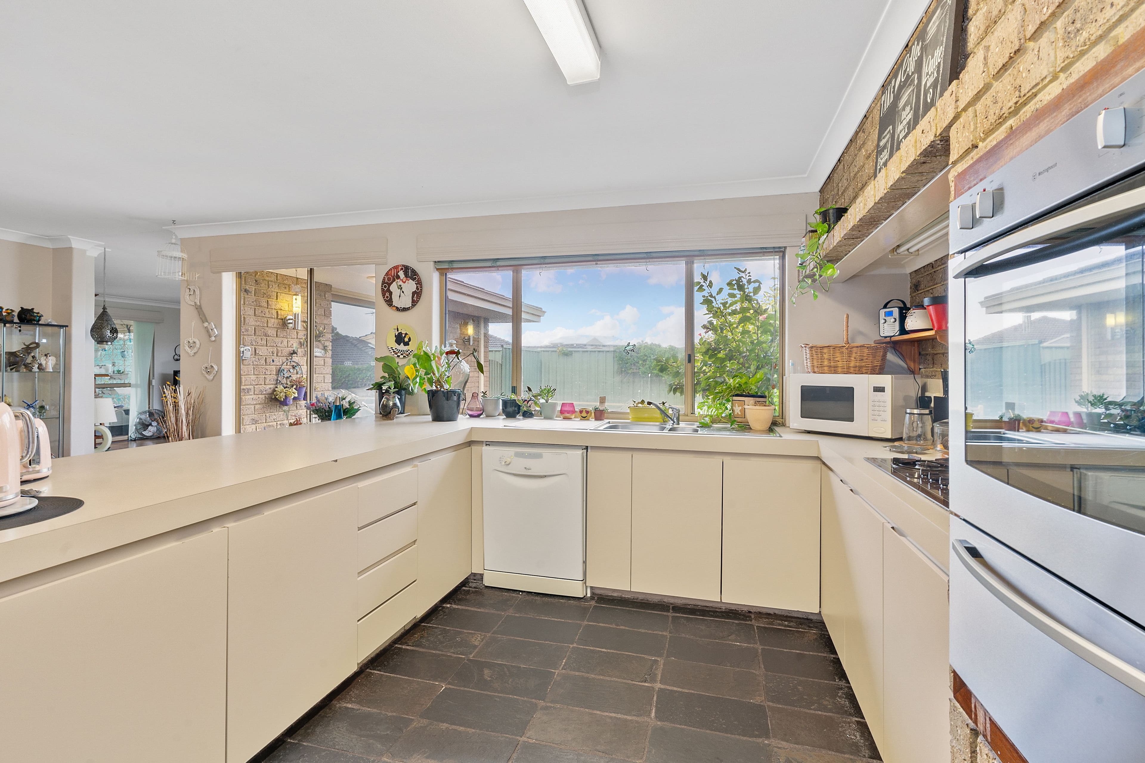 38 Harman Road, Sorrento WA 6020, Sorrento - Thumbnail 8