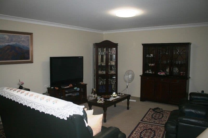 17-19 Wickham Street, NANANGO QLD 4615, Nanango - Thumbnail 2