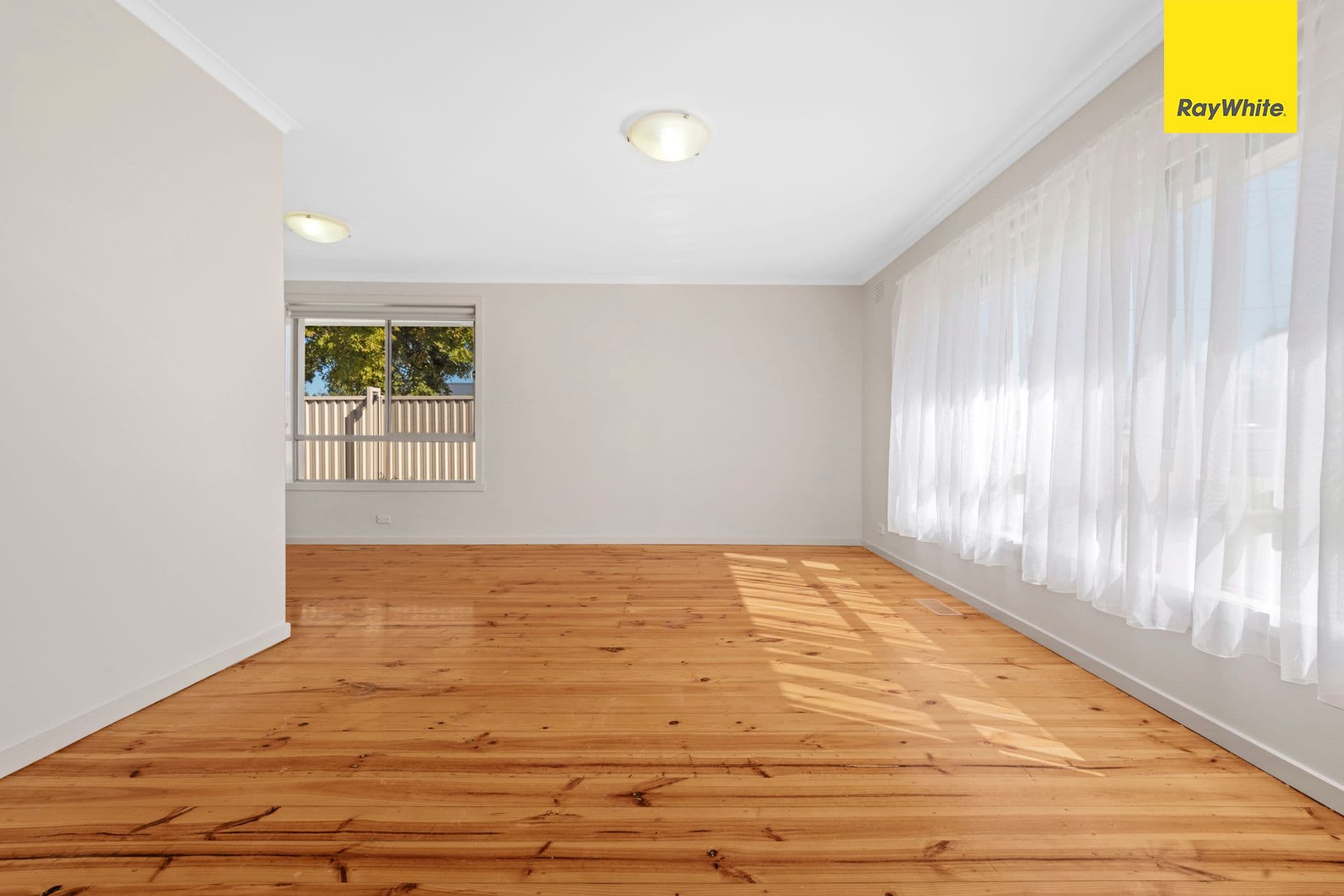 129 Centenary Avenue, Melton VIC 3337, Melton - Thumbnail 3