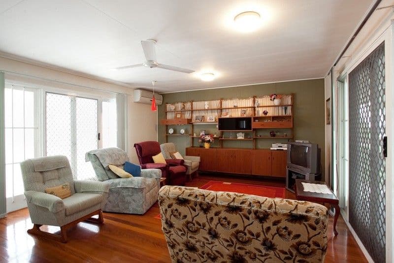 6 Macfarlane Street, KIPPA-RING QLD 4021, Kippa-Ring - Thumbnail 2