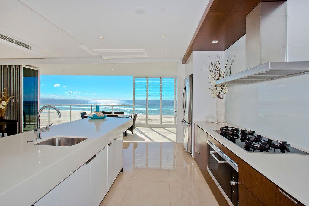 1 Elysee Residences, Haig Street, KIRRA QLD 4225, Kirra - Thumbnail 8