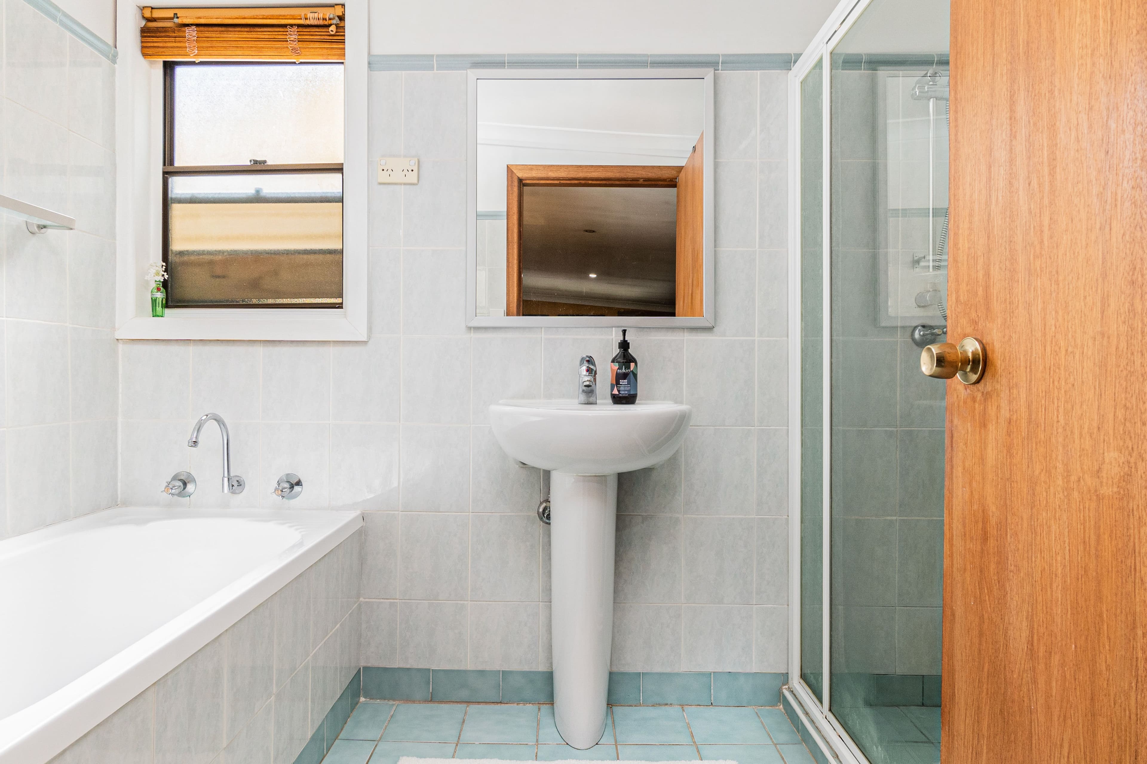 22 Gladys Crescent, Seven Hills NSW 2147, Seven Hills - Thumbnail 8