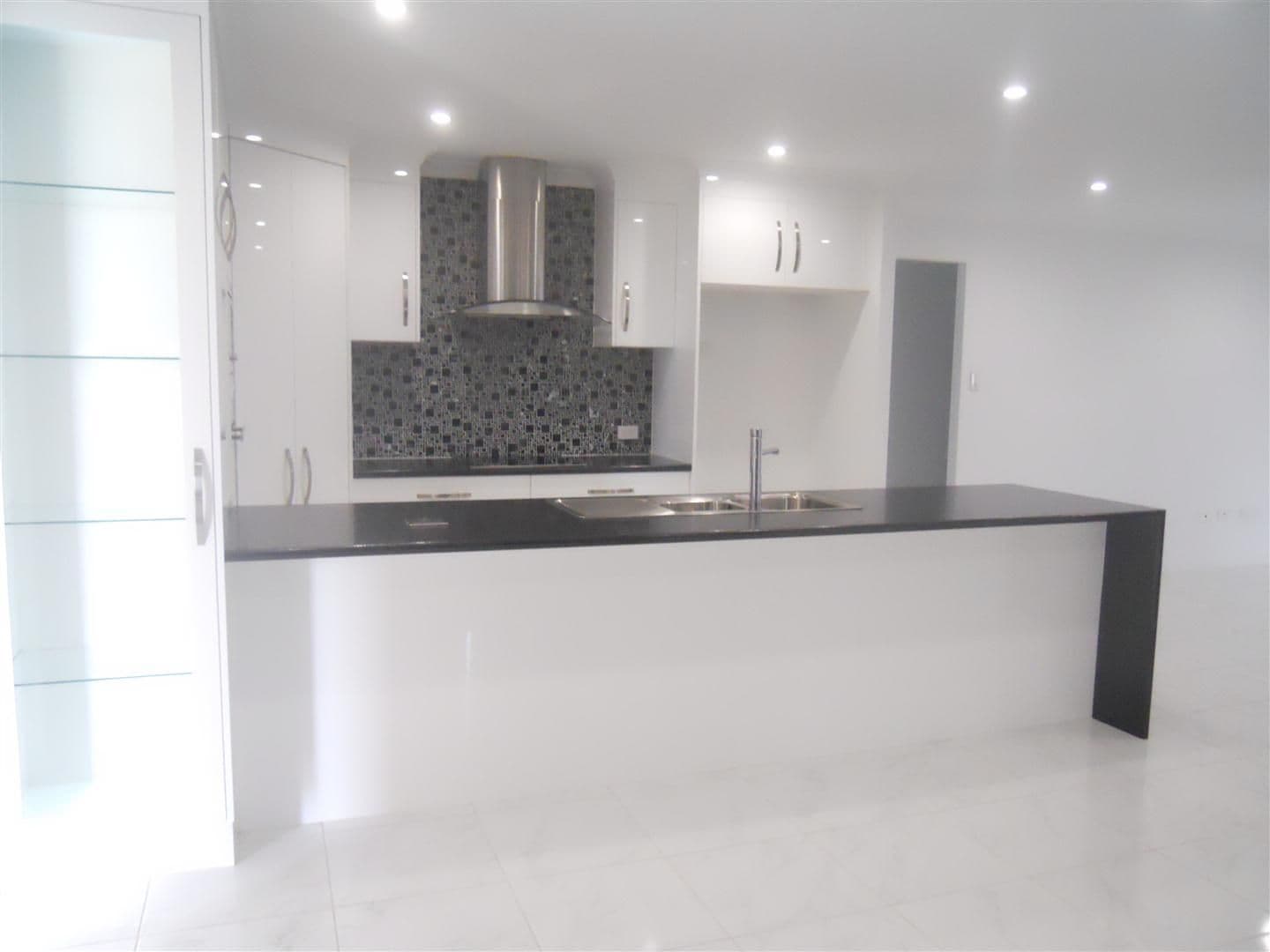5 Violet Drive, GRACEMERE QLD 4702, Gracemere - Thumbnail 2