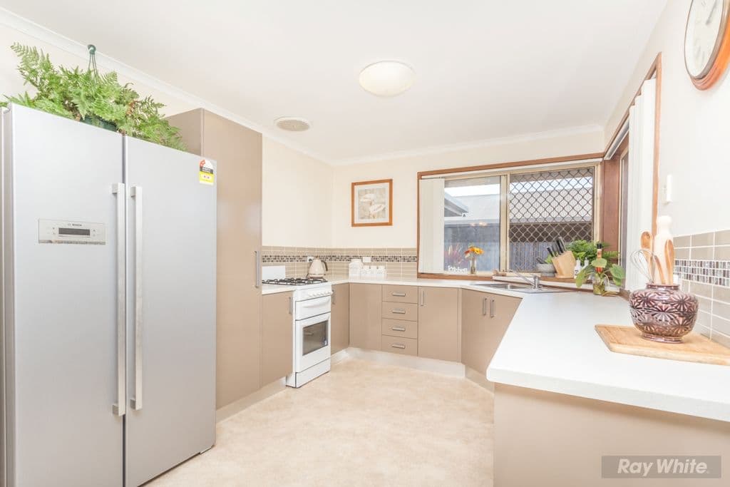 46 Allira Crescent, CARSELDINE QLD 4034, Carseldine - Thumbnail 3