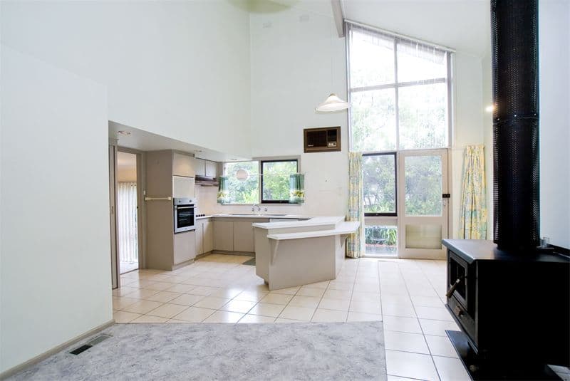 8  Eagle Court, VERMONT SOUTH VIC 3133, Vermont South - Thumbnail 2