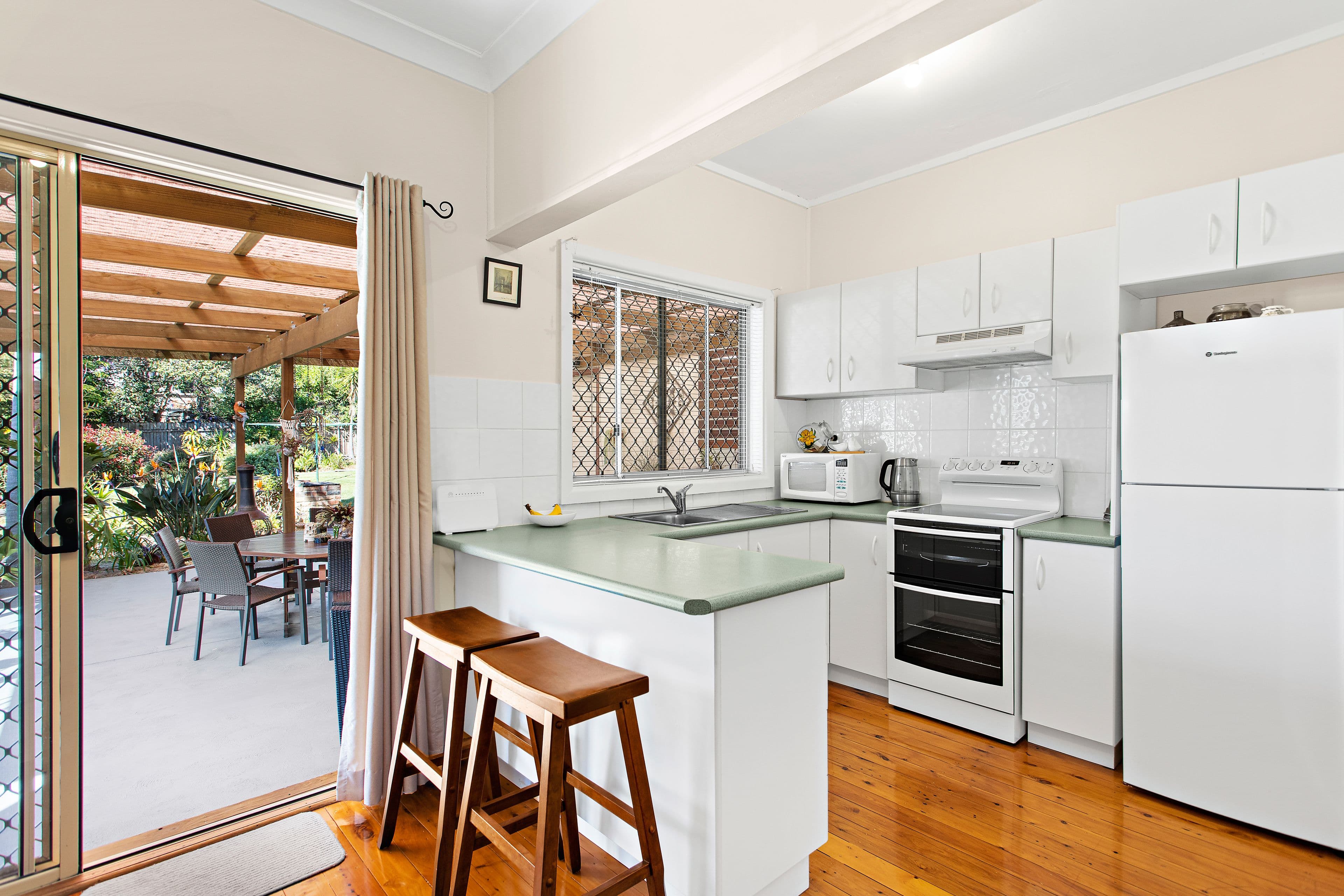 11 Griffiths Street, Oak Flats NSW 2529, Oak Flats - Thumbnail 2