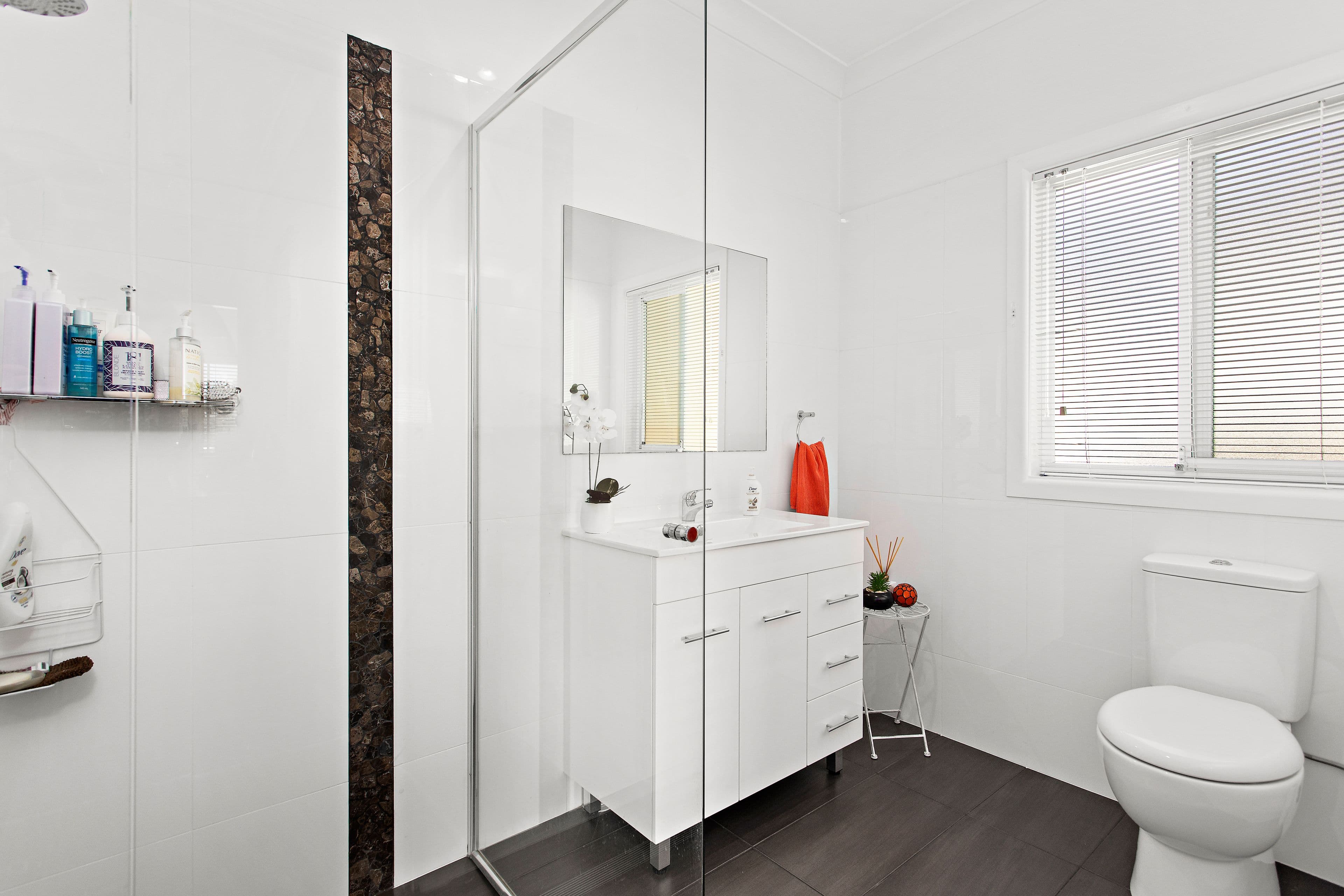 11 Griffiths Street, Oak Flats NSW 2529, Oak Flats - Thumbnail 6