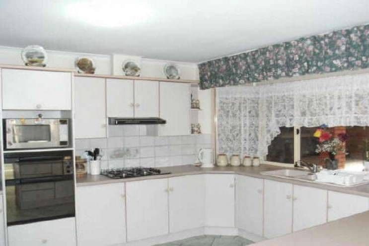2 Hammond Close, HILLBANK SA 5112, Hillbank - Thumbnail 2