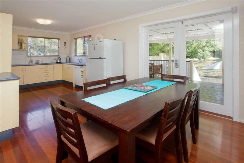450 Nursery Road, HOLLAND PARK QLD 4121, Holland Park - Thumbnail 4
