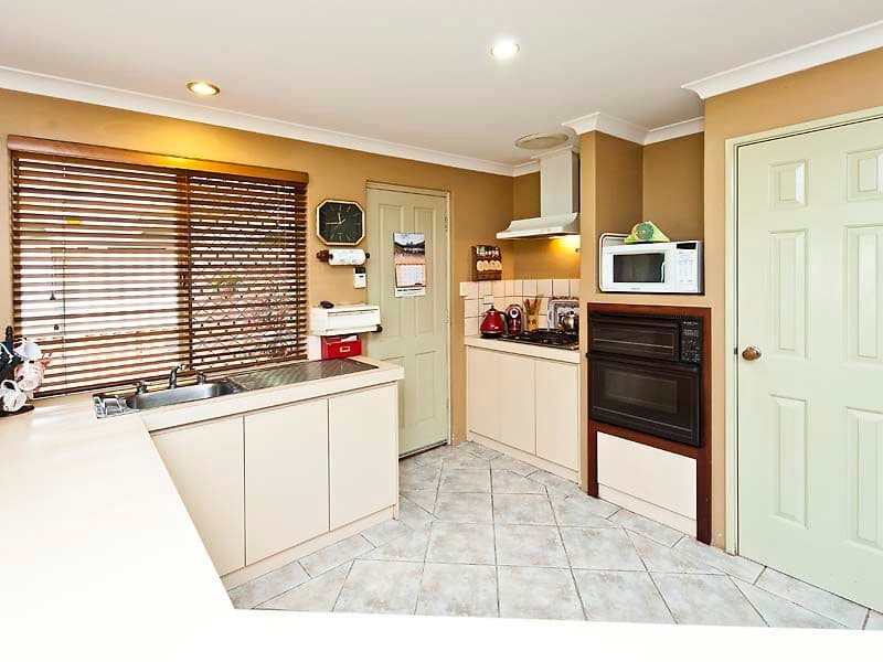 61 Kingston Way, SAFETY BAY WA 6169, Safety Bay - Thumbnail 8