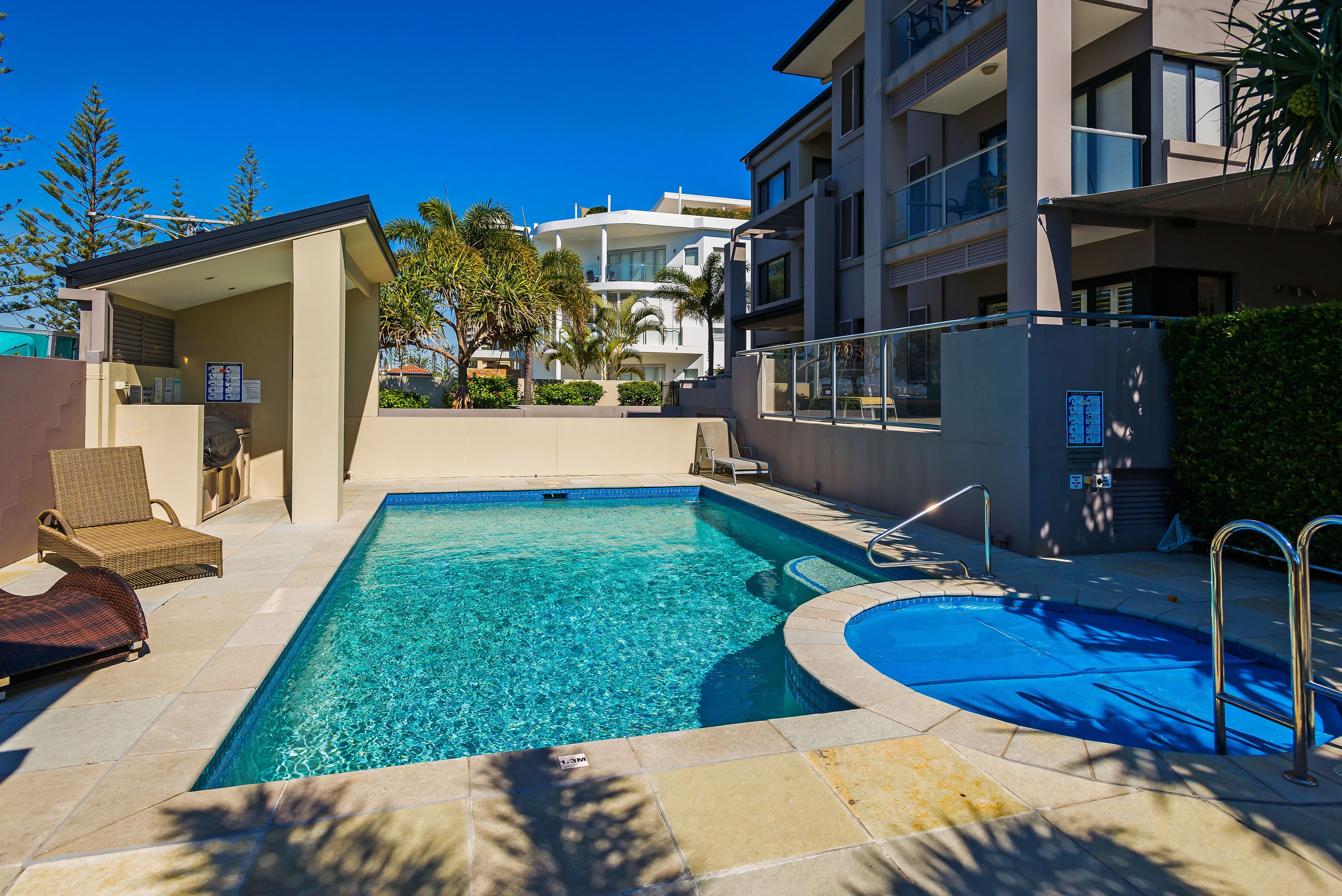 36-38 Oatland Esplanade, Runaway Bay QLD 4216, Runaway Bay - Thumbnail 5