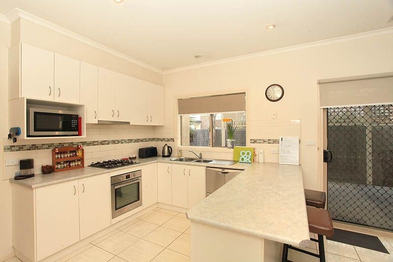 3 Strahan Place, SOUTH MORANG VIC 3752, South Morang - Thumbnail 2