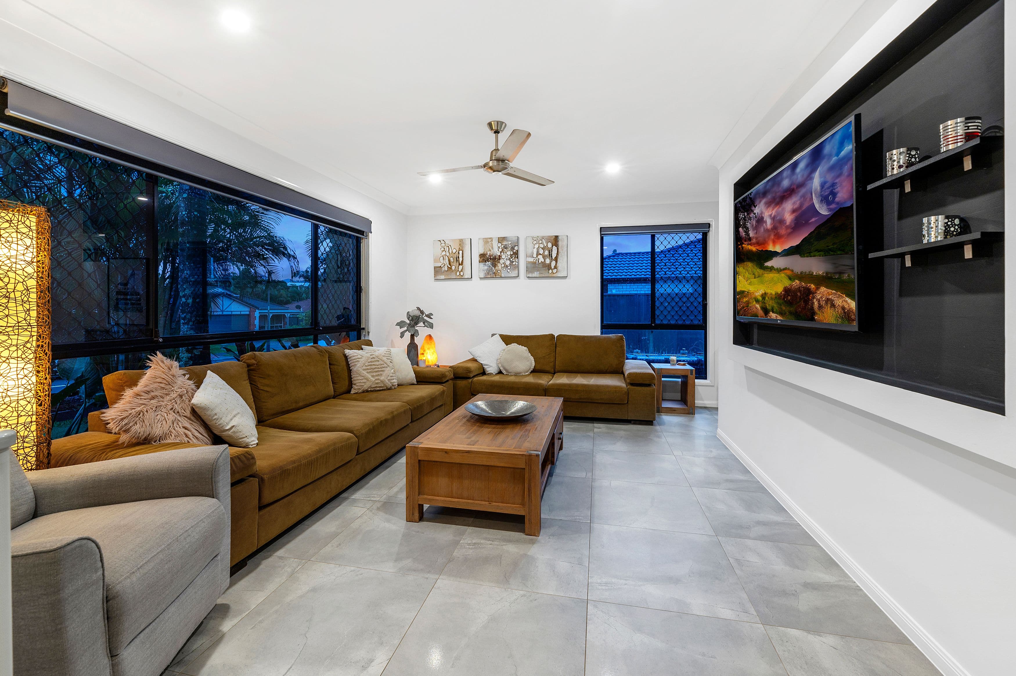 24 Catchlove Street, Maudsland QLD 4210, Maudsland - Thumbnail 5