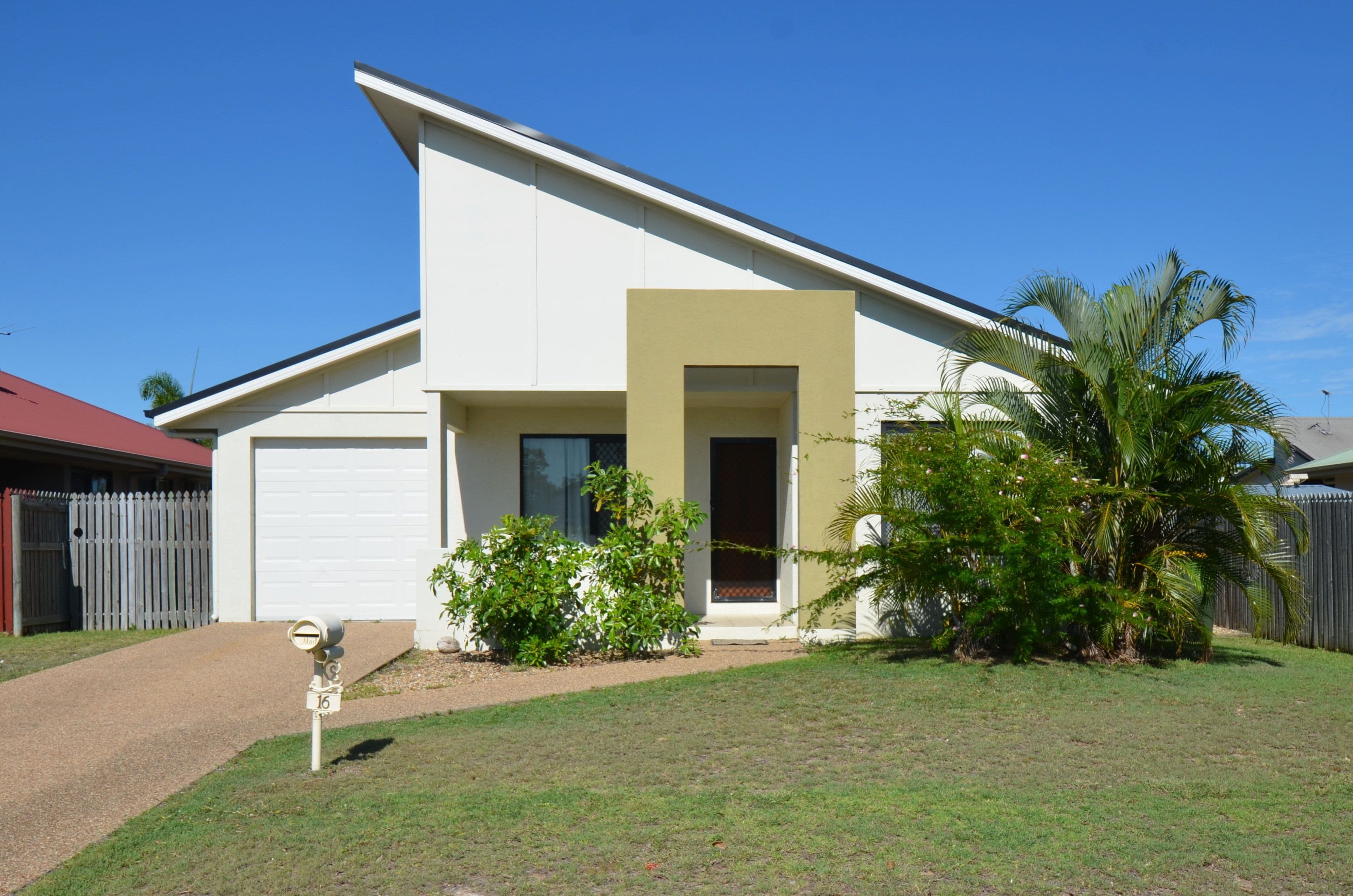 16 Wexford Crescent, Mount Low QLD 4818, Mount Low - Image 1