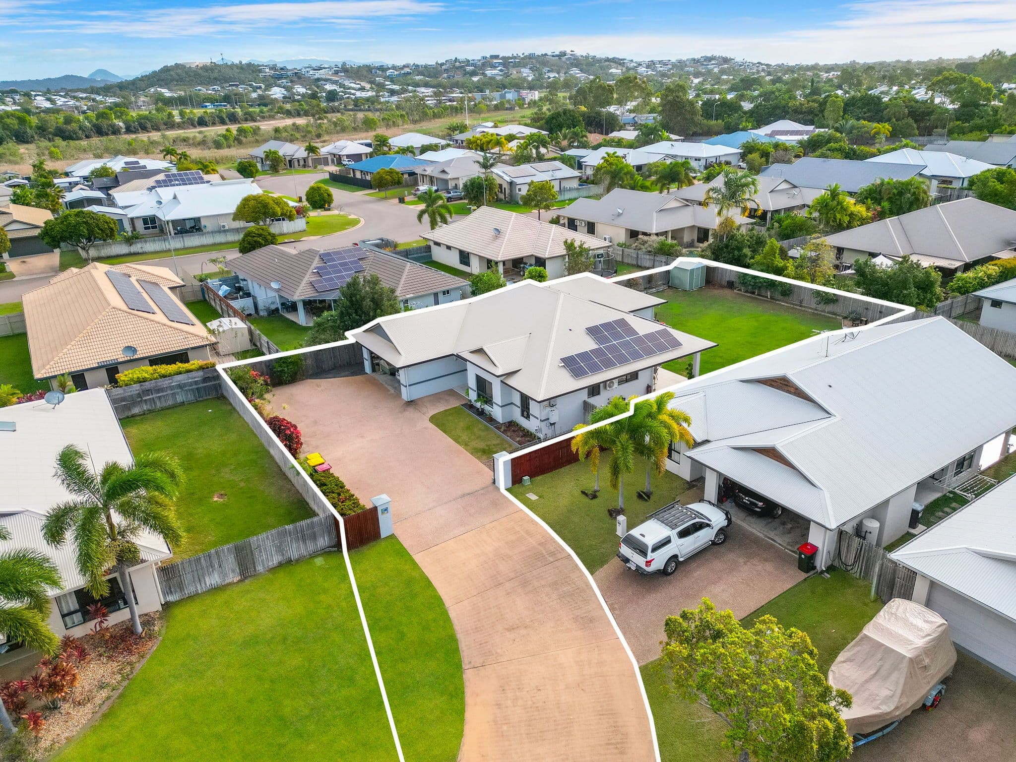 18 Eungella Court, Bushland Beach QLD 4818, Bushland Beach - Thumbnail 2