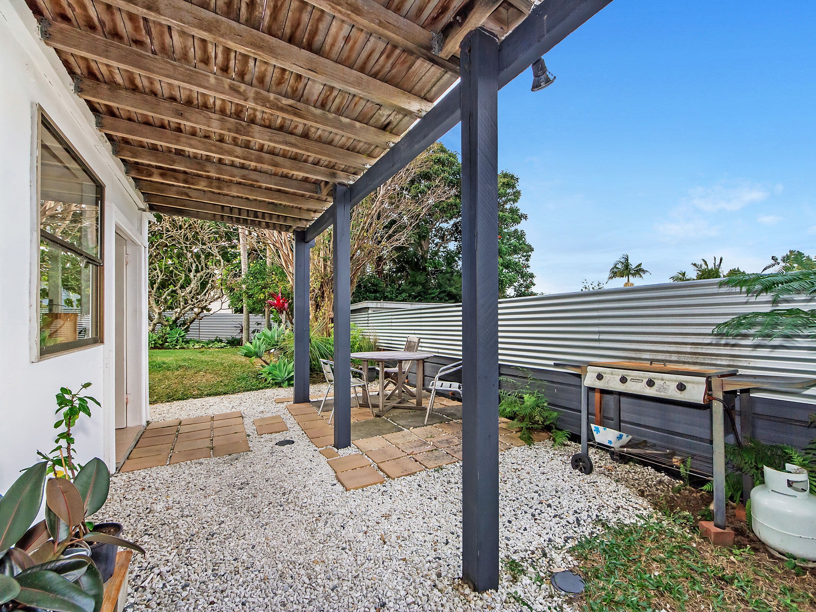 33 Brooke Avenue, Southport QLD 4215, Southport - Thumbnail 4