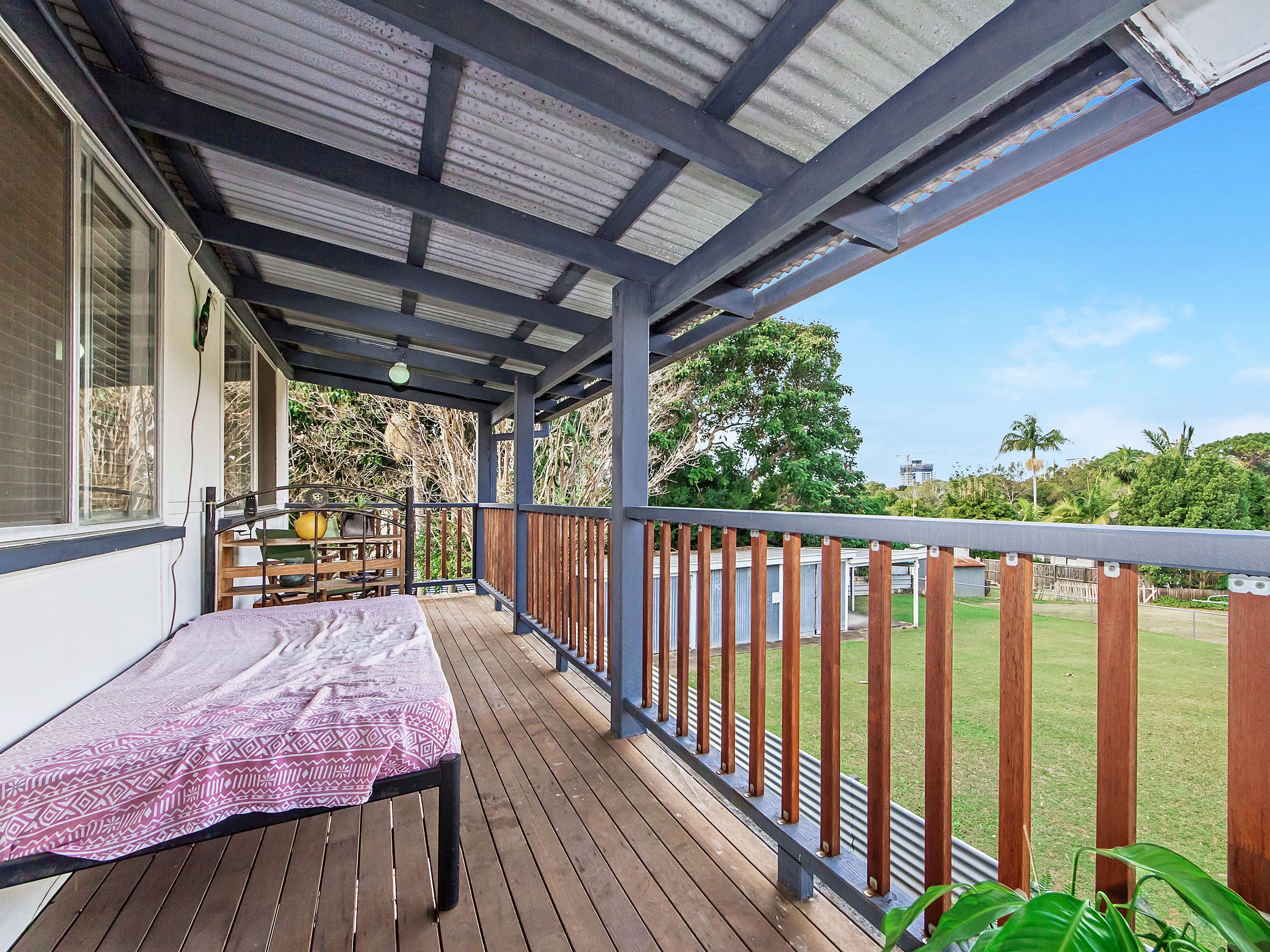 33 Brooke Avenue, Southport QLD 4215, Southport - Thumbnail 5