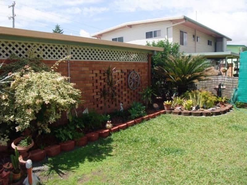 18 Warland Street, SOUTH MACKAY QLD 4740, South Mackay - Thumbnail 4