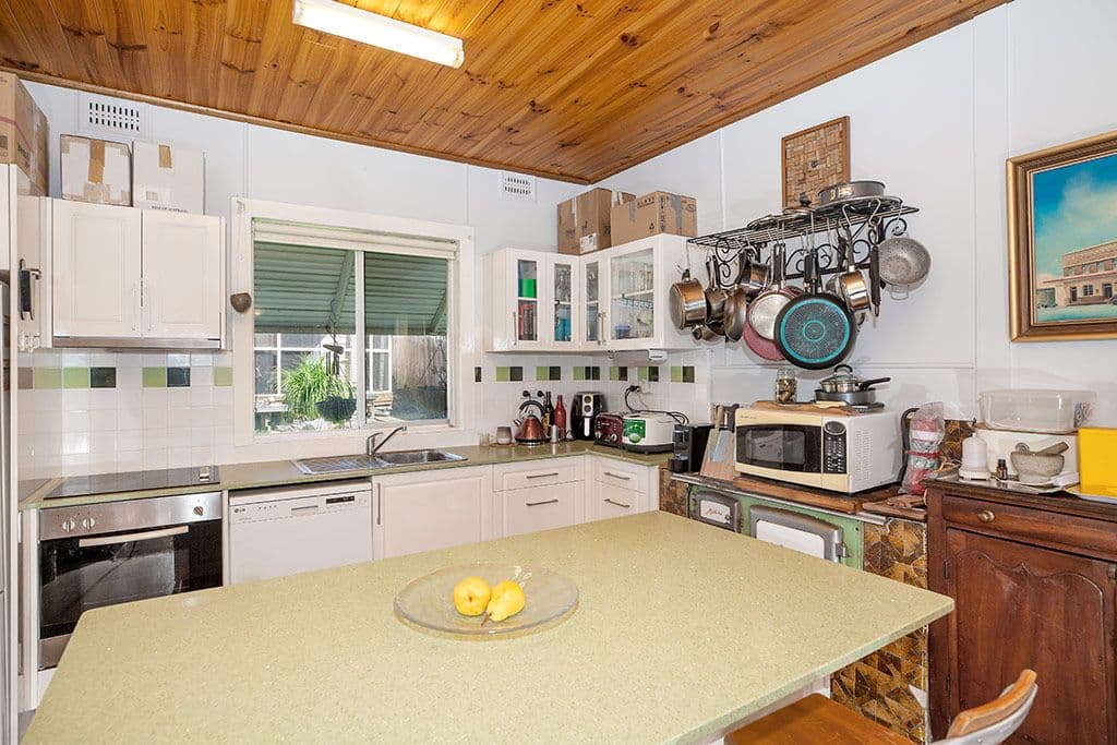 4 Glen Avenue, Arcadia Vale NSW 2283, Arcadia Vale - Thumbnail 3
