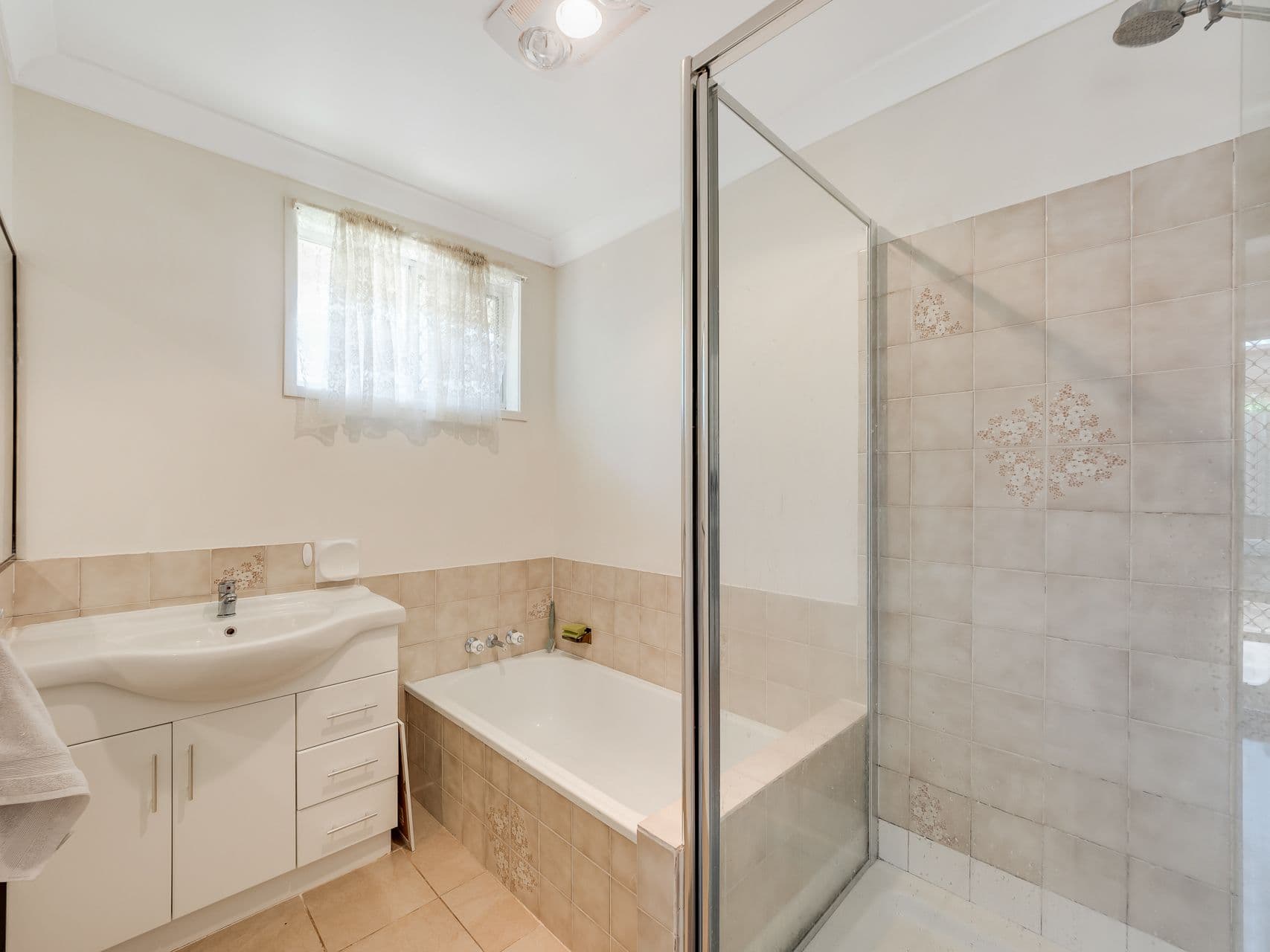 21 Sapphire Street, Kearneys Spring QLD 4350, Kearneys Spring - Thumbnail 8