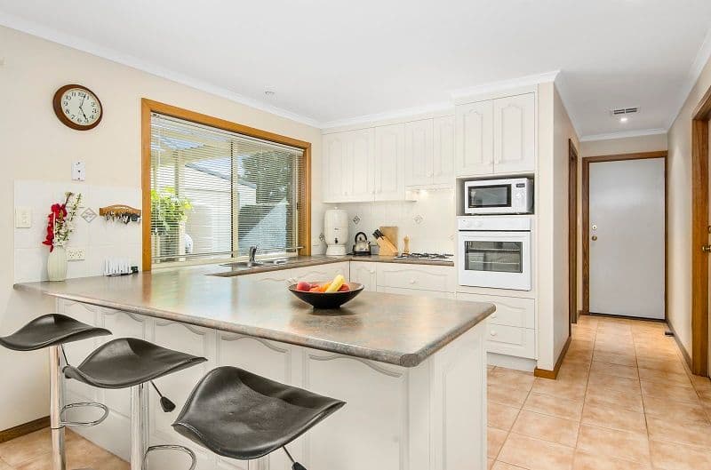 11 Coral Court, Mount Gambier SA 5290, Mount Gambier - Thumbnail 2