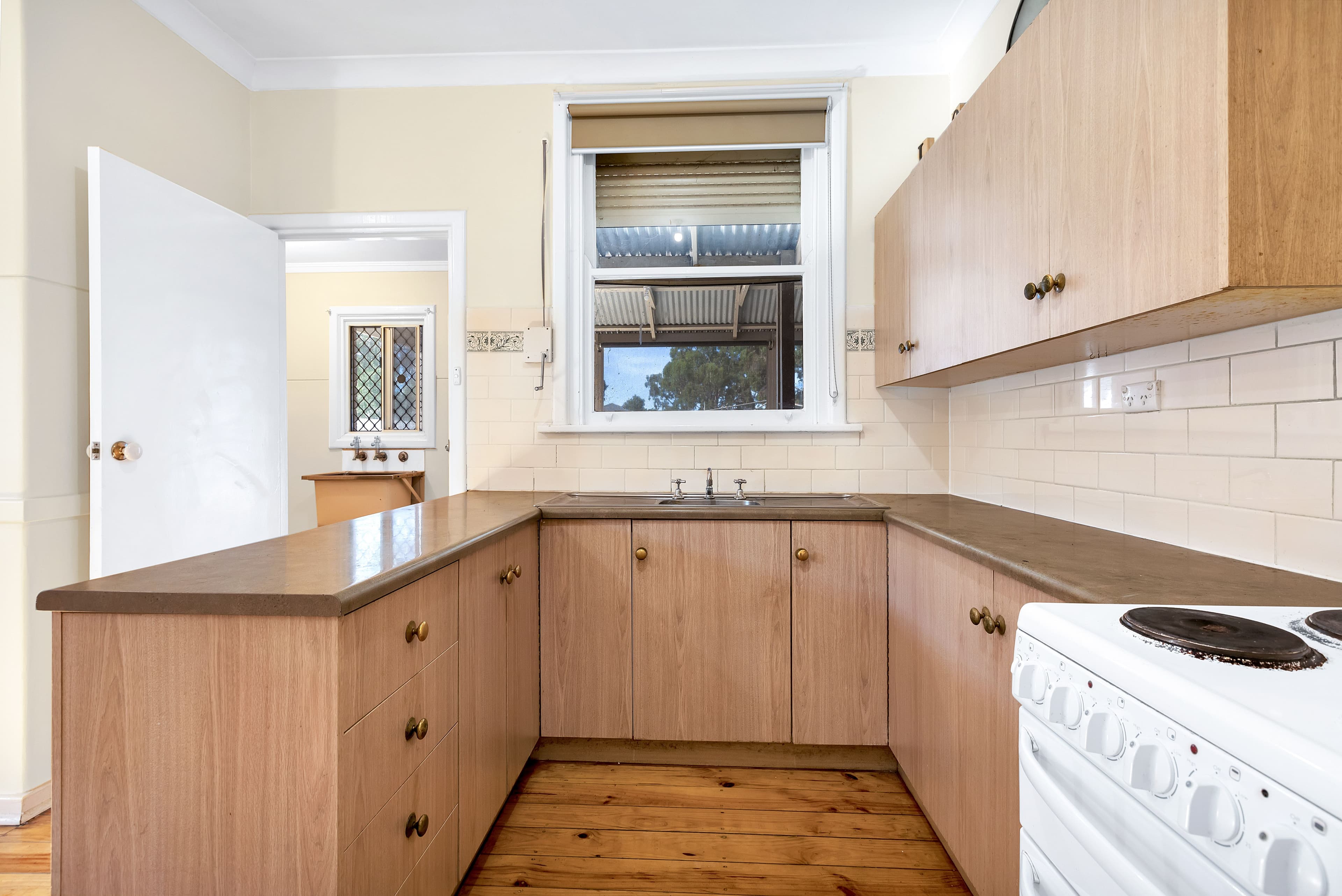 25 Casterley Road, Elizabeth North SA 5113, Elizabeth North - Thumbnail 4