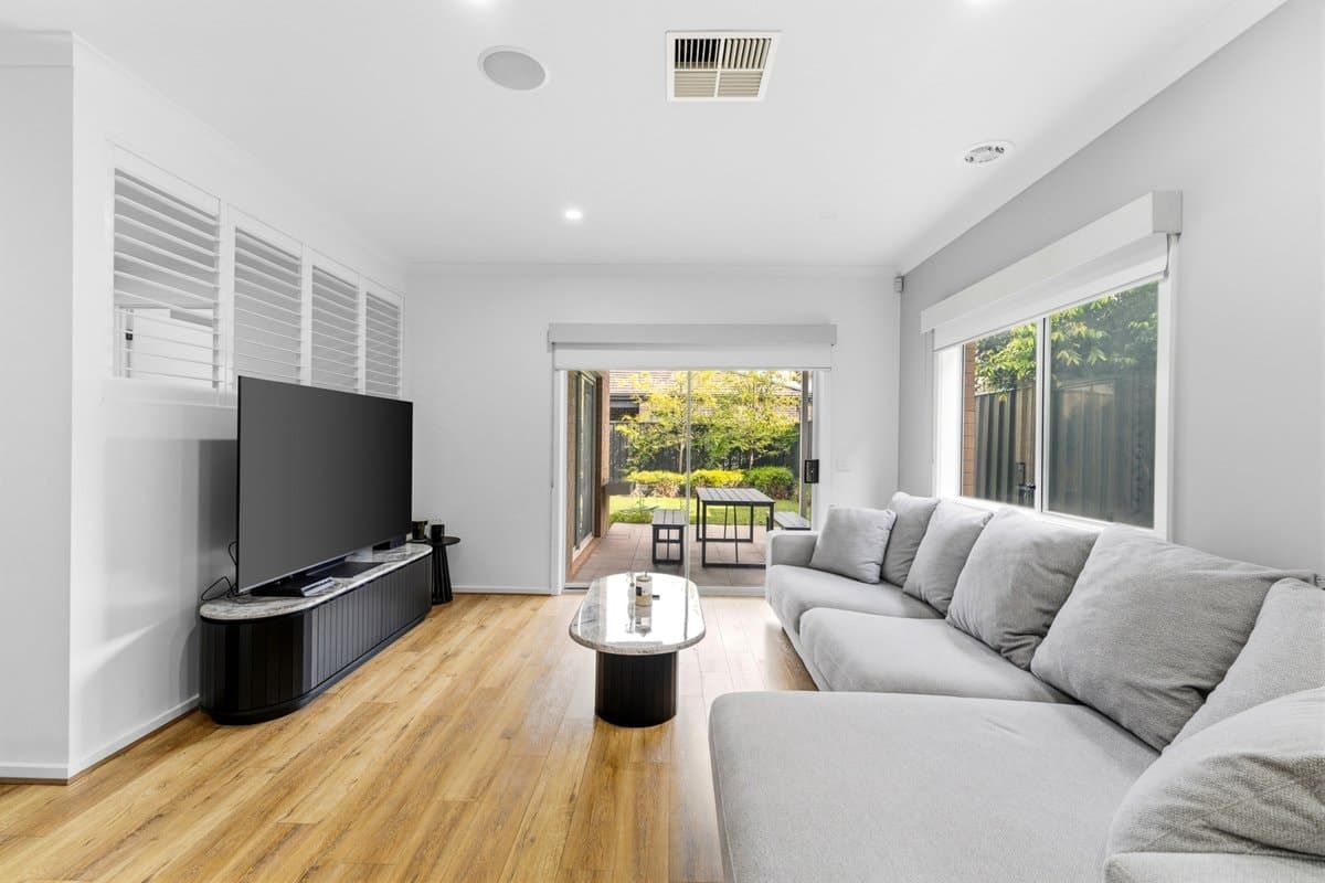 9 Frontier Circuit, Tarneit, VIC, 3029, Tarneit - Thumbnail 2