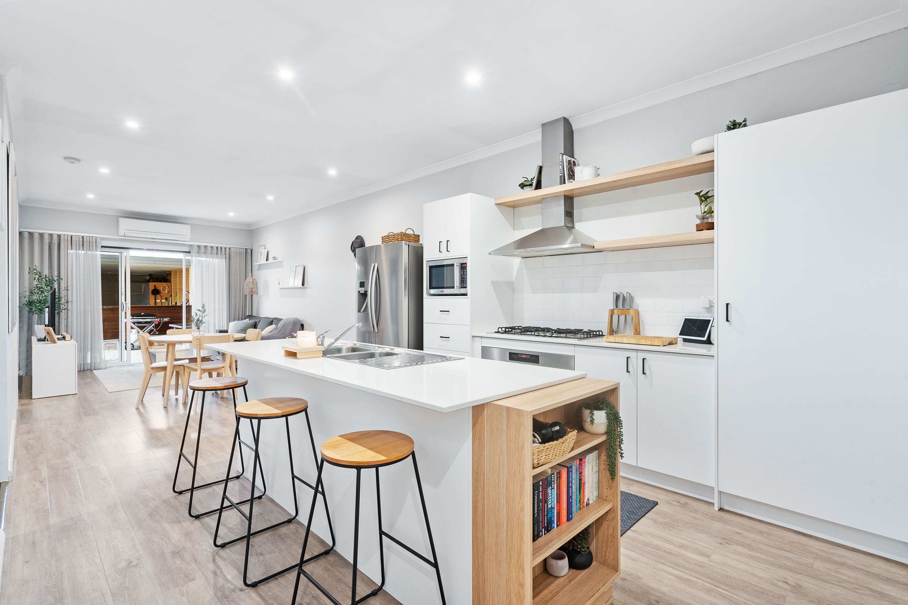 25 Perkins Drive, Clarkson WA 6030, Clarkson - Thumbnail 3