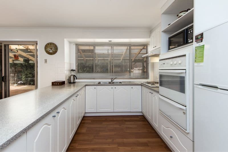 5 Greenhills Drive, Kurunjang VIC 3337, Kurunjang - Thumbnail 2