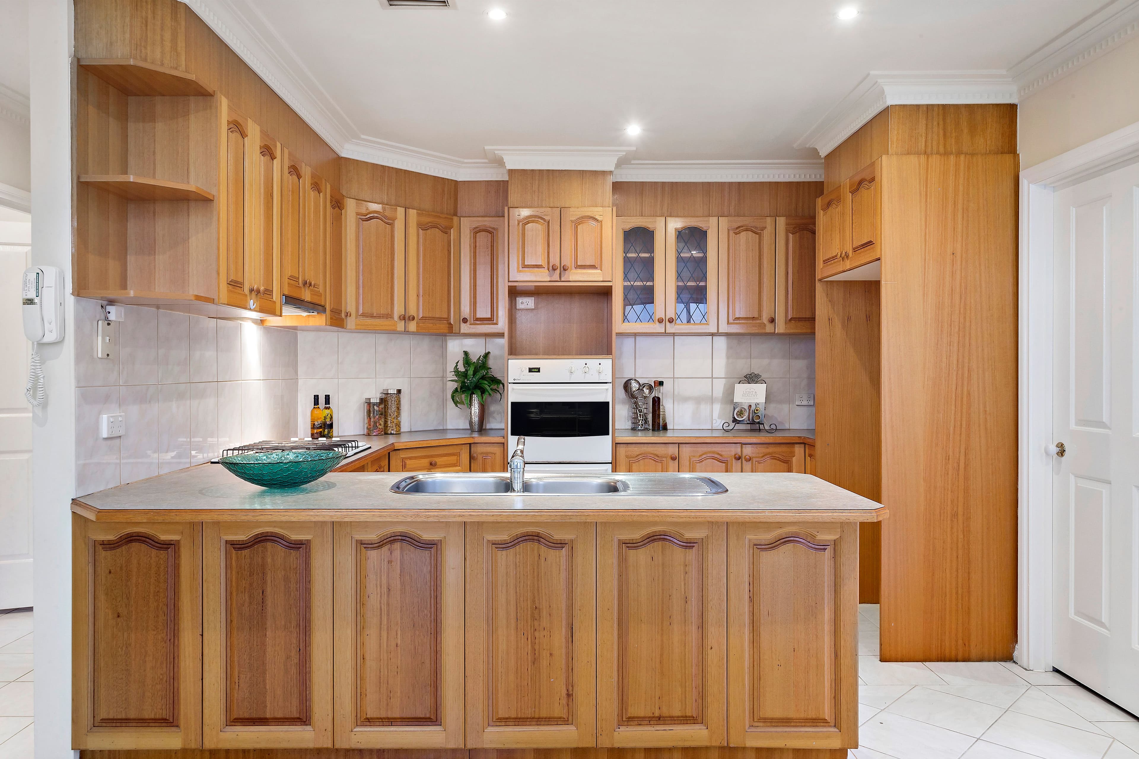 81 Barry Road, Thomastown VIC 3074, Thomastown - Thumbnail 8
