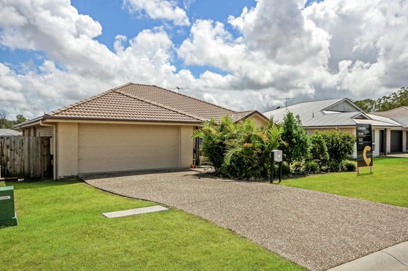 59 Water Fern Drive, Caboolture - Thumbnail 2