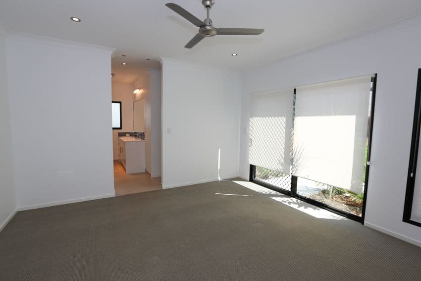 77 The Oaks Road, TANNUM SANDS QLD 4680, Tannum Sands - Thumbnail 6