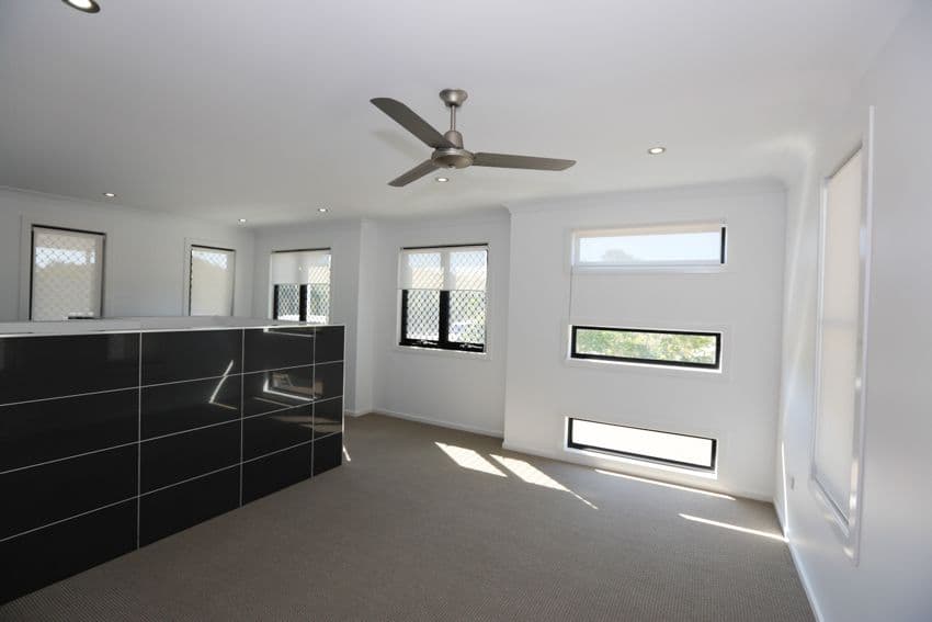 77 The Oaks Road, TANNUM SANDS QLD 4680, Tannum Sands - Thumbnail 7