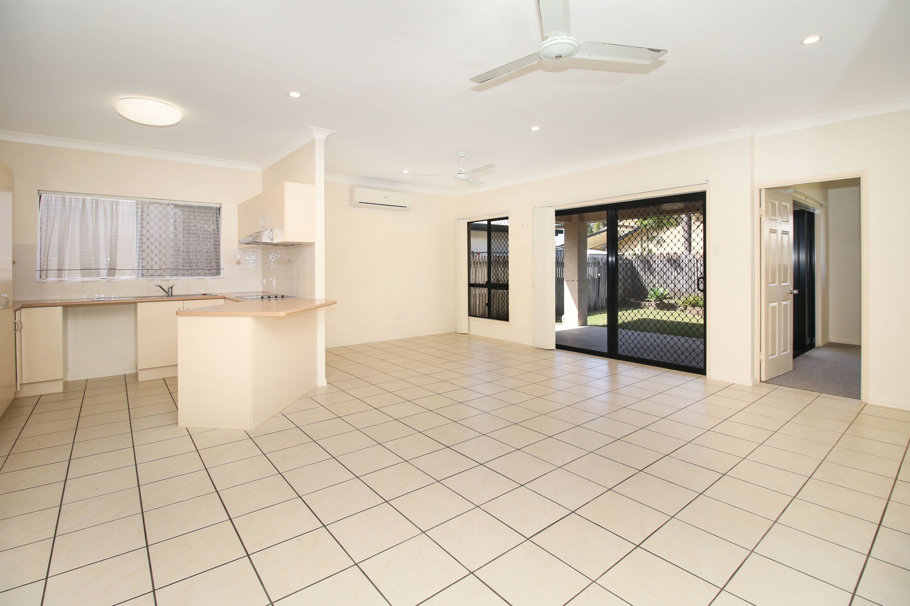 41 Gardenia Avenue, Kirwan QLD 4817, Kirwan - Thumbnail 3