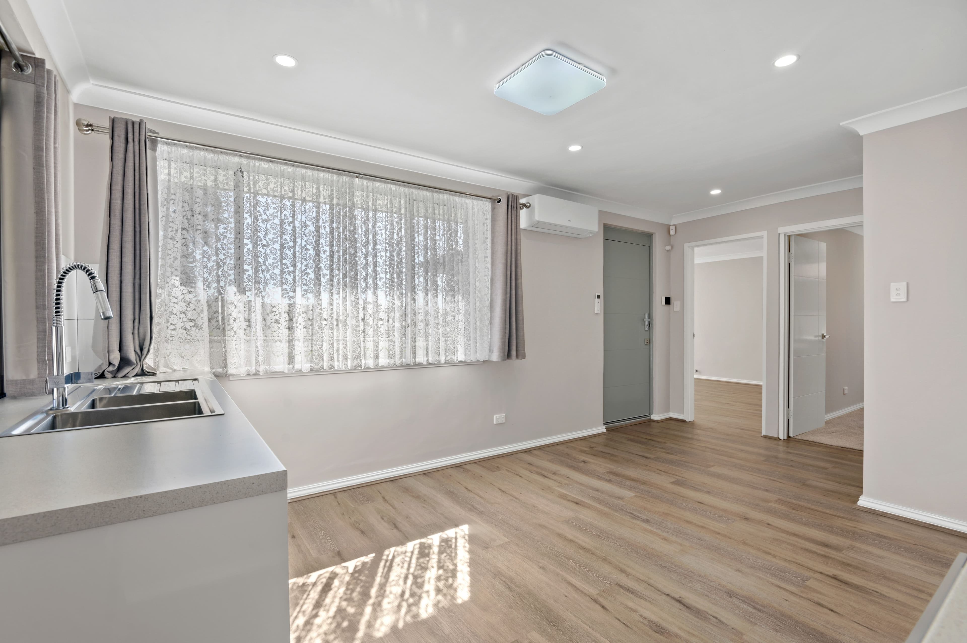 54 Warton Road, Huntingdale WA 6110, Huntingdale - Thumbnail 4
