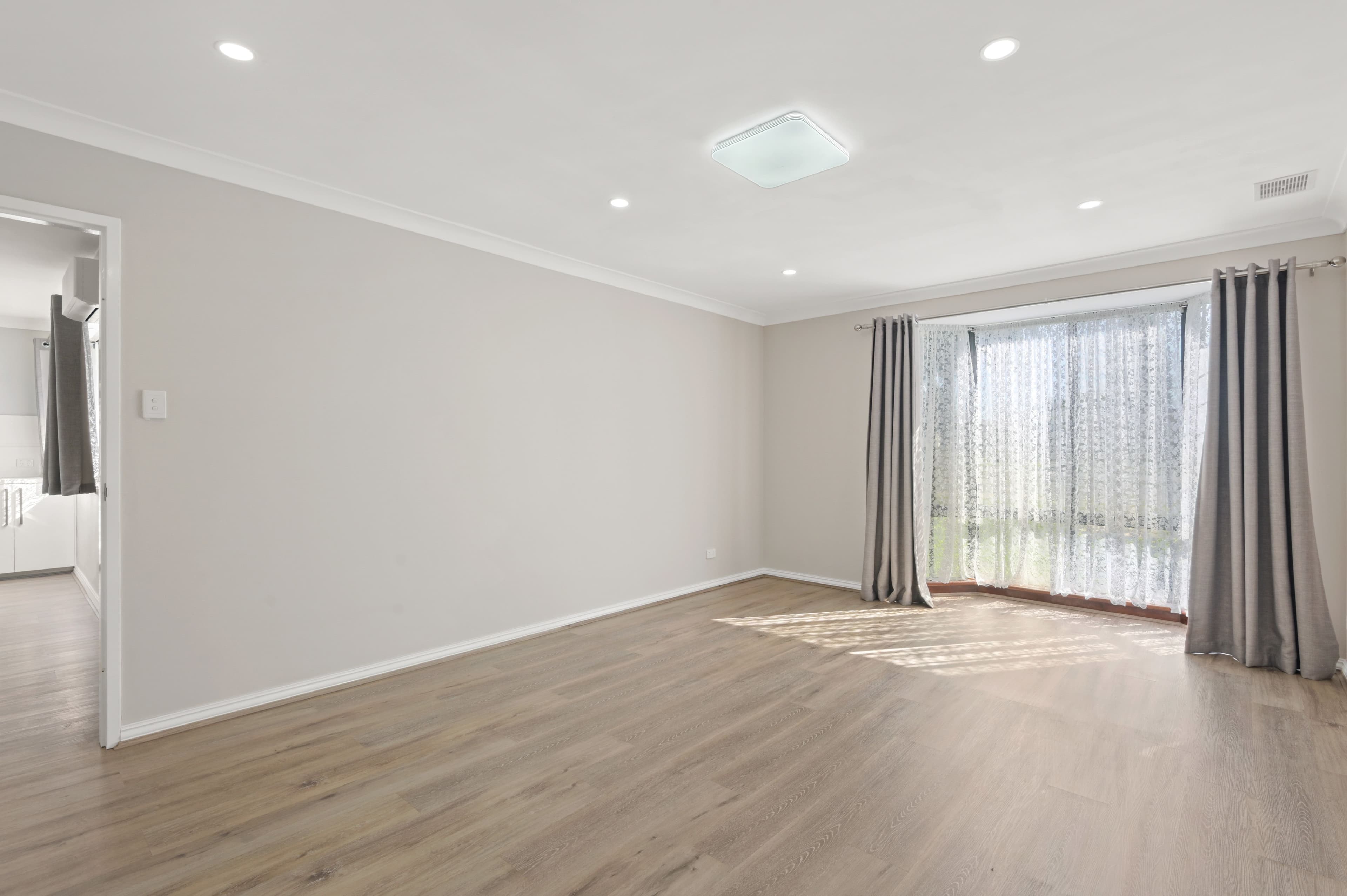 54 Warton Road, Huntingdale WA 6110, Huntingdale - Thumbnail 6