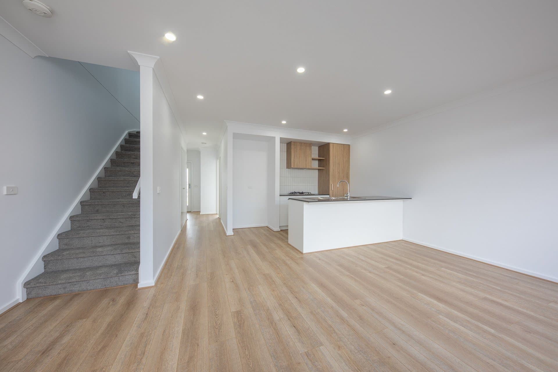 7 Jonquil Walk, Diggers Rest - Thumbnail 2