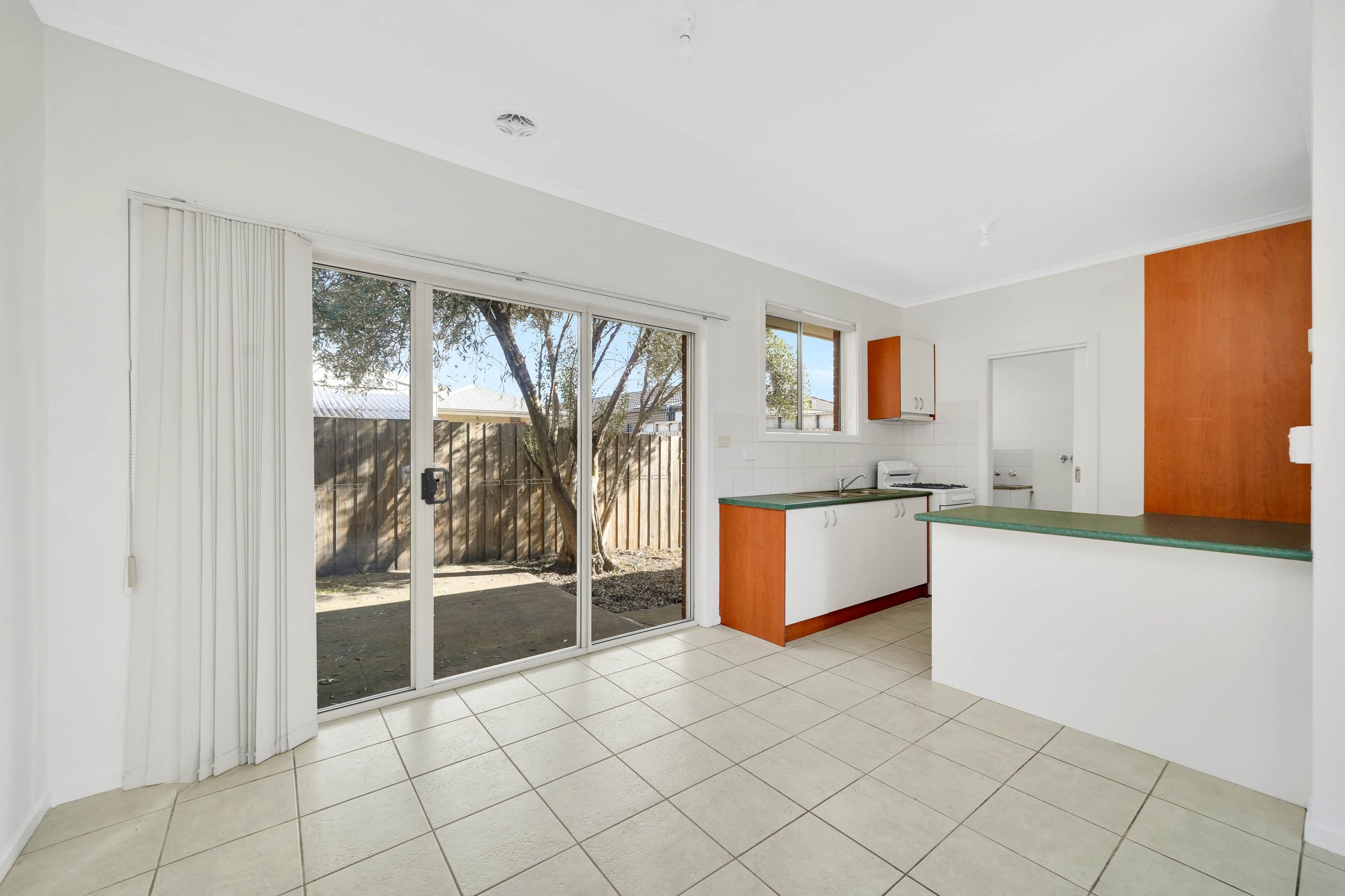 45 Matthews Avenue, Airport West VIC 3042, Airport West - Thumbnail 7