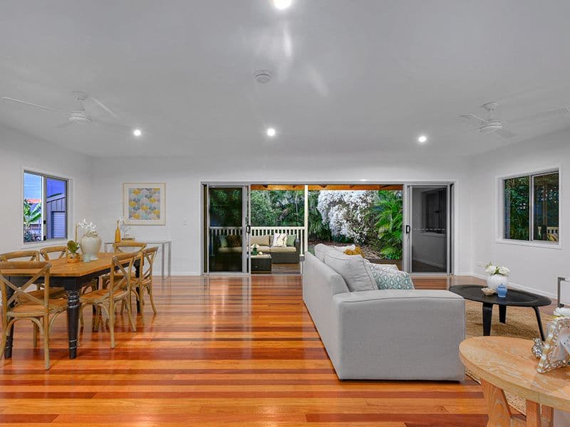 8 Blackwood Avenue, Cannon Hill QLD 4170, Cannon Hill - Thumbnail 2
