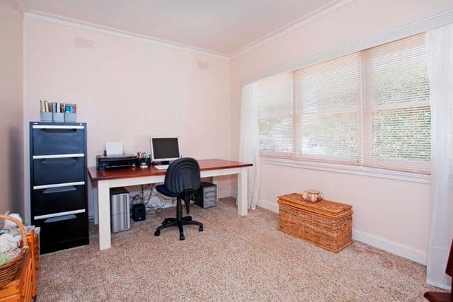 10 Calder Street, MANIFOLD HEIGHTS VIC 3218, Manifold Heights - Thumbnail 7