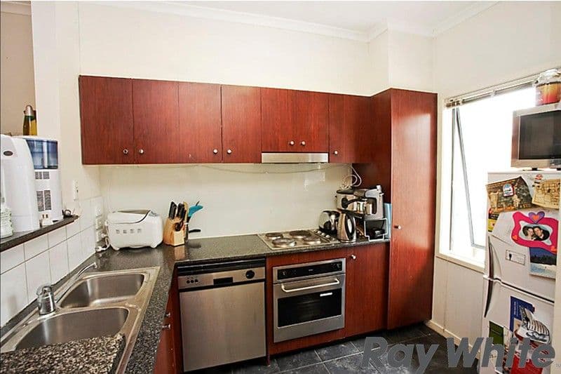 4 Rimfire Walk, MARIBYRNONG VIC 3032, Maribyrnong - Thumbnail 3