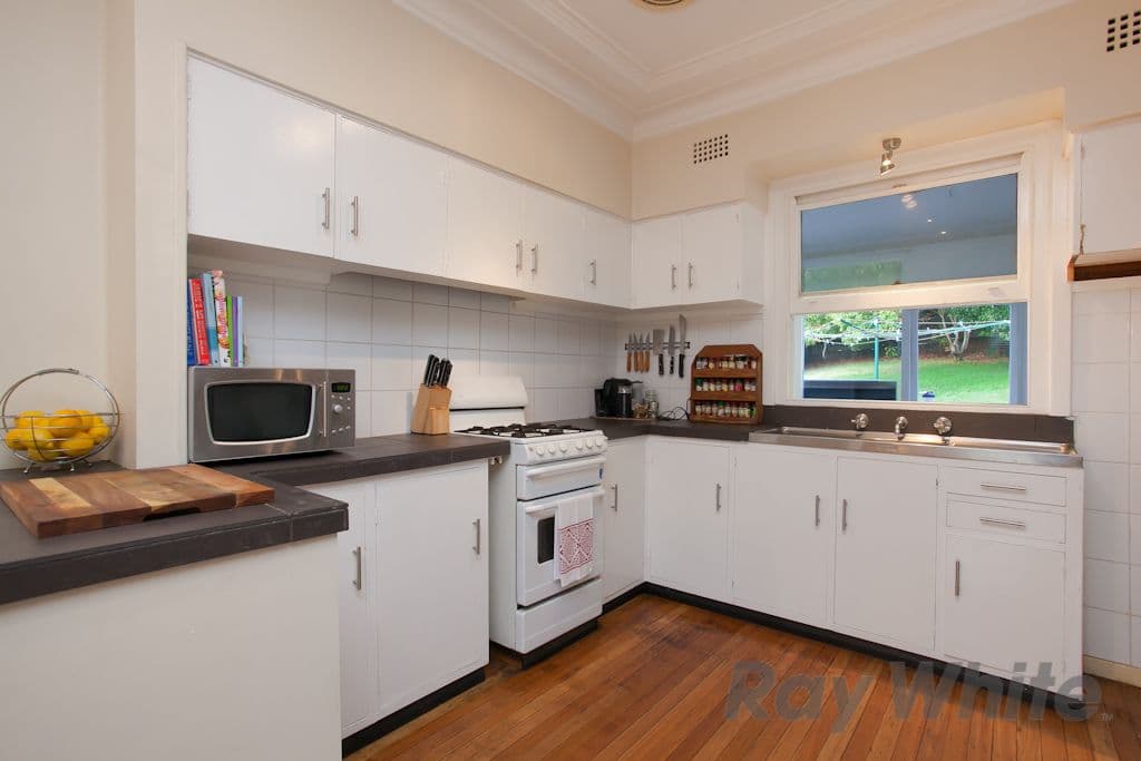 92 Waratah Avenue, CHARLESTOWN NSW 2290, Charlestown - Thumbnail 3