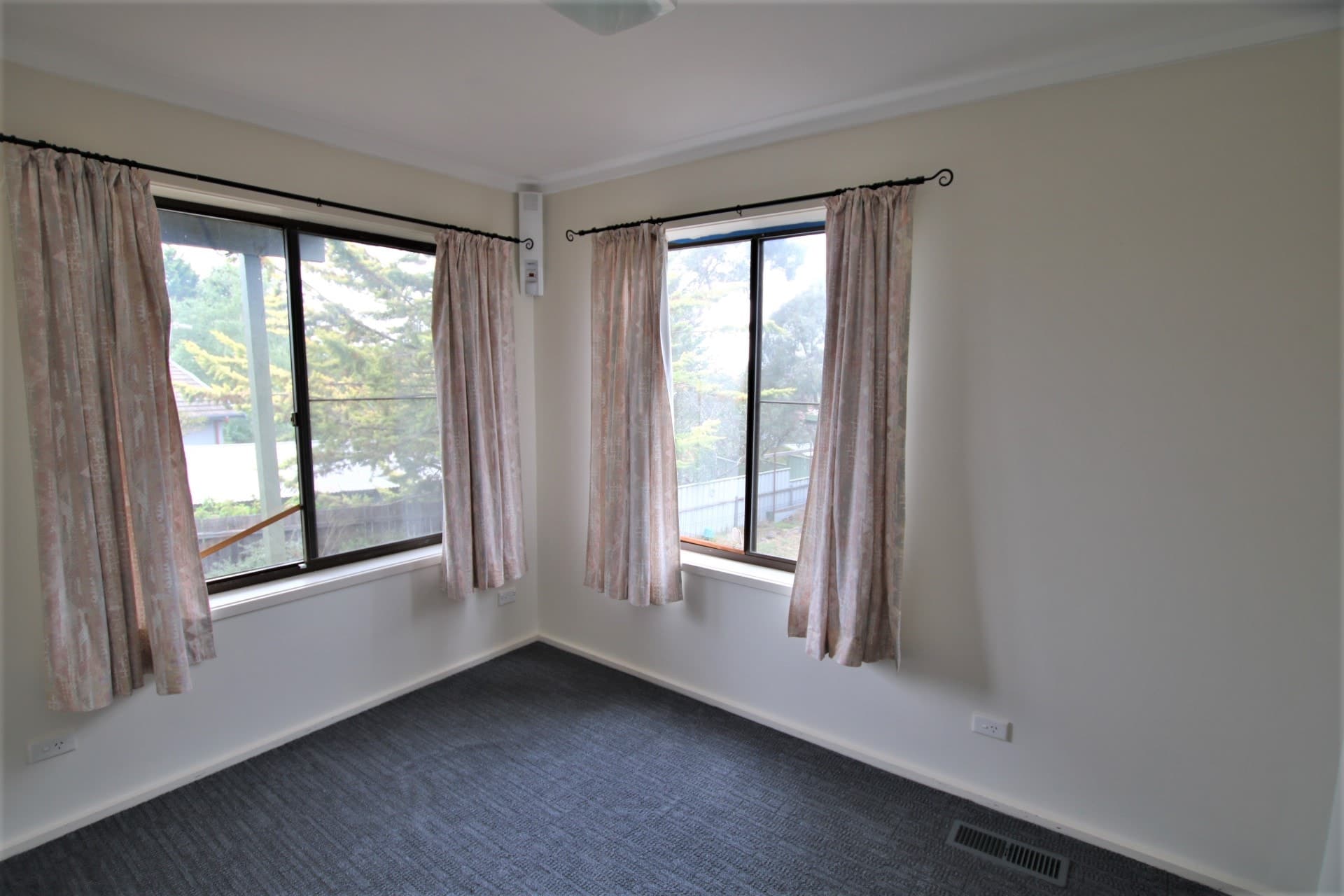 11 Moorong Place, Cooma, Cooma - Thumbnail 6