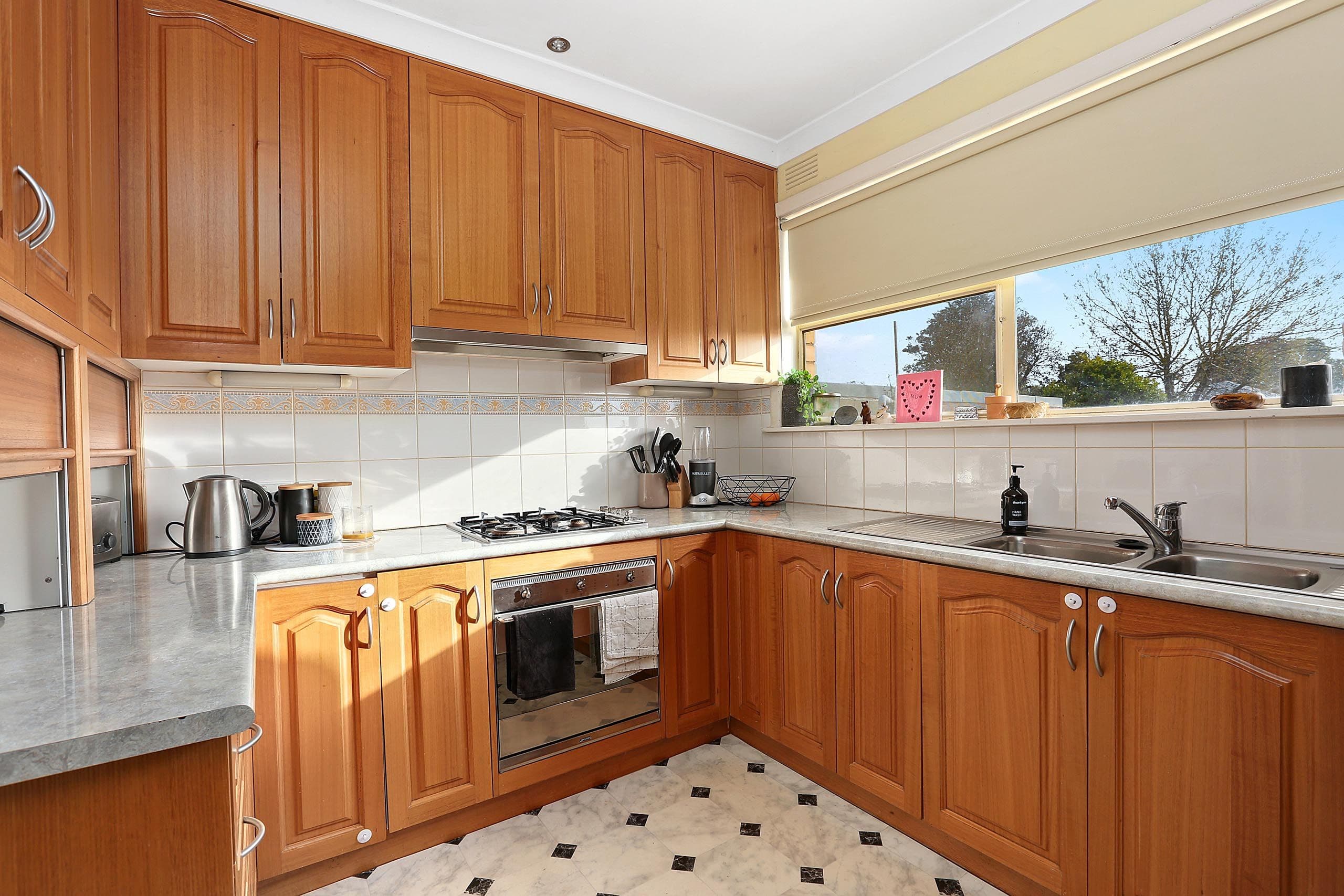 3 Karoomba Avenue, Herne Hill VIC 3218, Herne Hill - Thumbnail 2