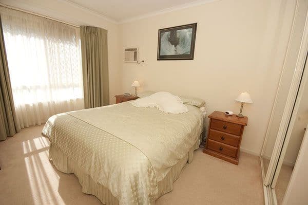 4 Winser Avenue, SEATON SA 5023, Seaton - Thumbnail 2
